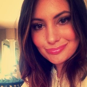 Meet your Posher, Elena